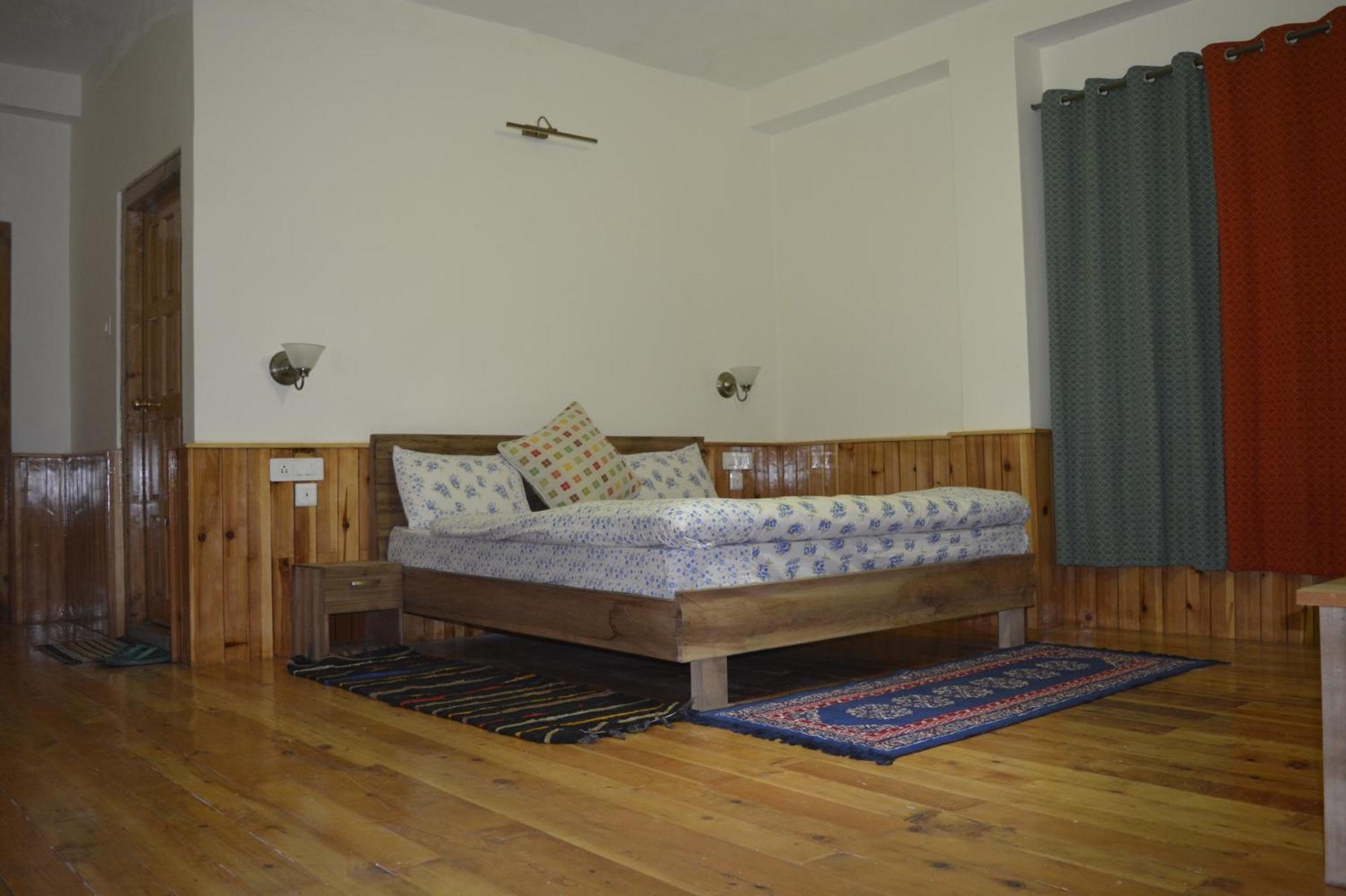 Toshim Homestay Sāngla Rom bilde